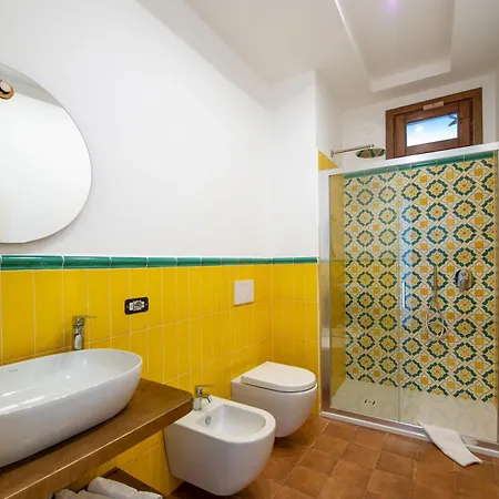 Bed & Breakfast Il Vigneto Di Nonno Pietro 4*