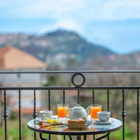Il Vigneto Di Nonno Pietro Bed & Breakfast 4*